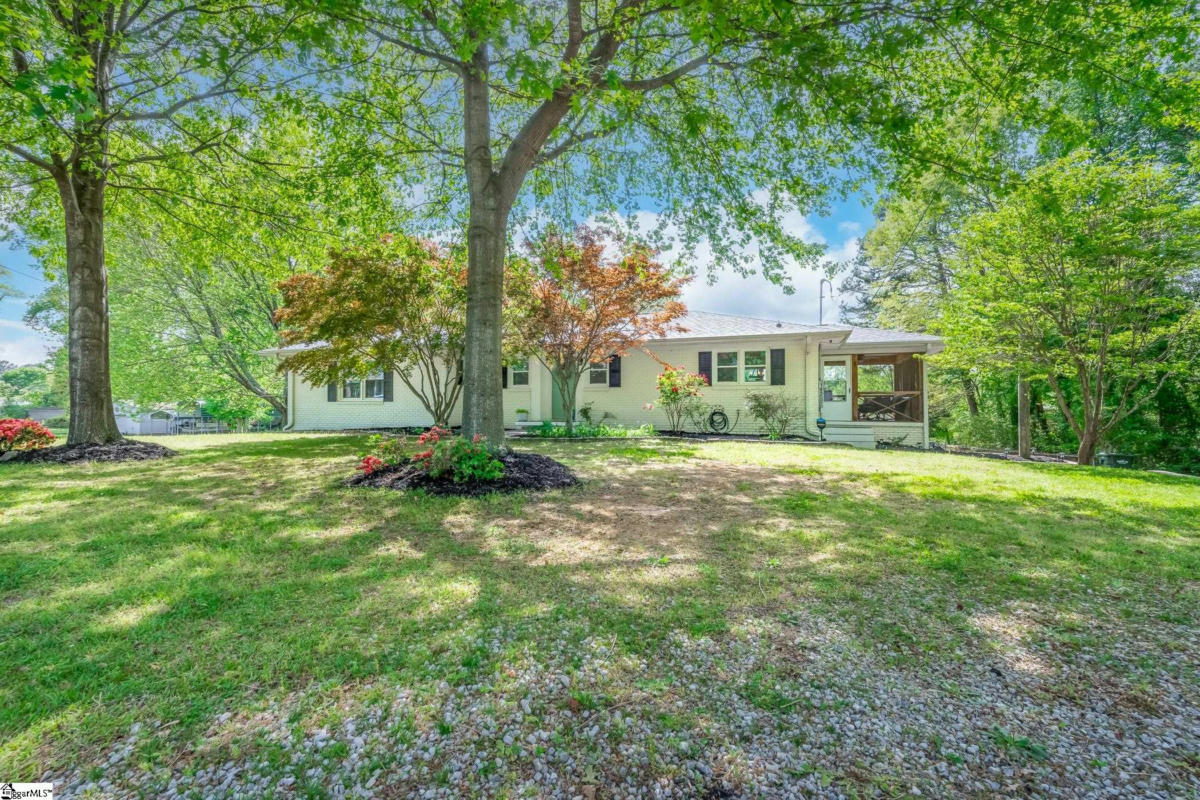 102 GEORGE ST, EASLEY, SC 29642, photo 1 of 36