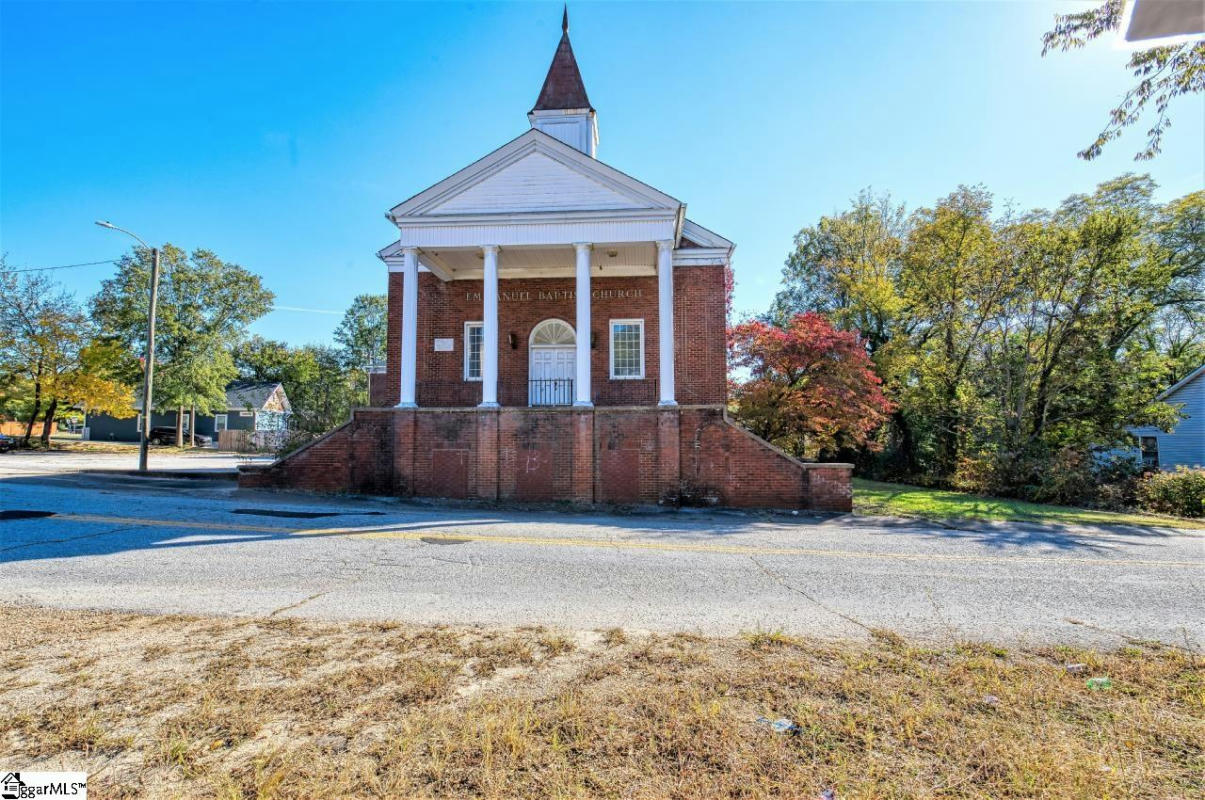 14 DEERING ST, GREENVILLE, SC 29605, photo 1 of 21