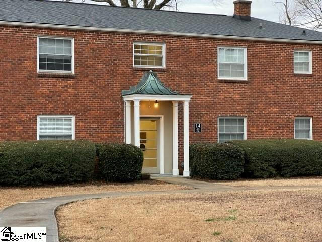 100 LEWIS DR, GREENVILLE, SC 29605, photo 1 of 17